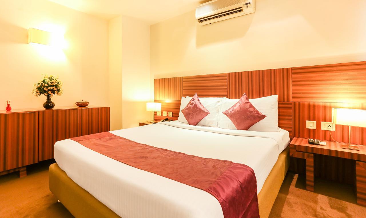 Treebo Trend Wilson Garden Hotel Bangalore Buitenkant foto